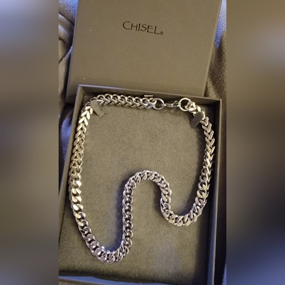 Chisel Stainless Steel Chain 25"